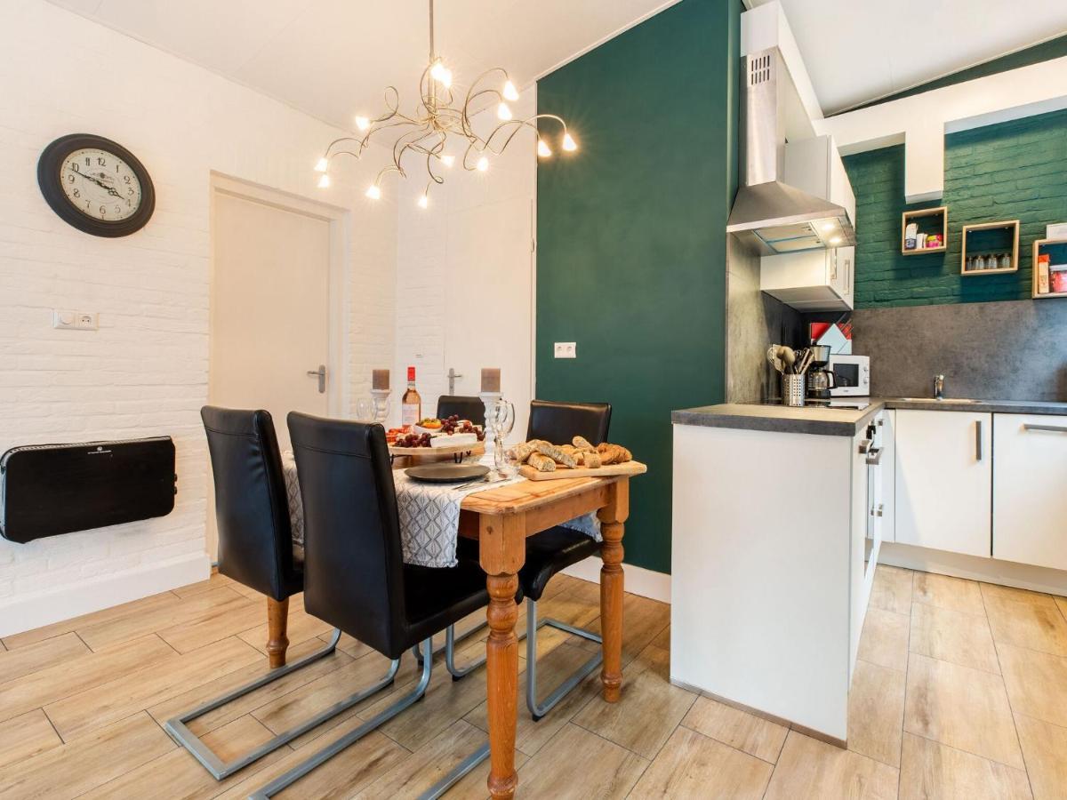 Endearing Holiday Home In Noordwijkerhout With Garden Bbq Eksteriør bilde