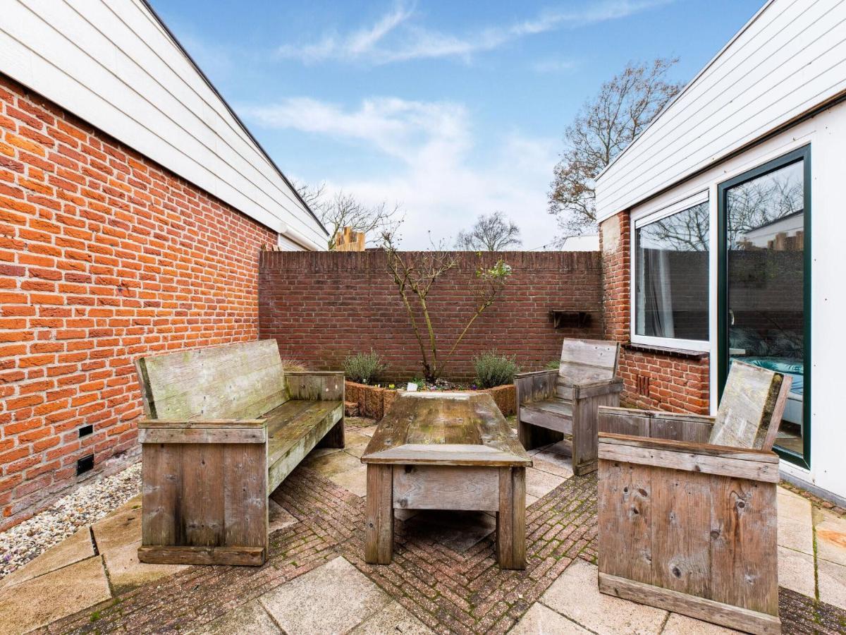 Endearing Holiday Home In Noordwijkerhout With Garden Bbq Eksteriør bilde
