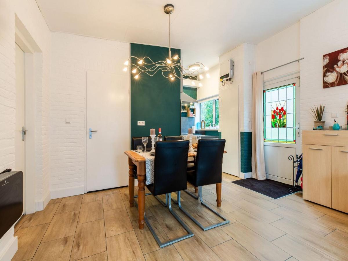 Endearing Holiday Home In Noordwijkerhout With Garden Bbq Eksteriør bilde
