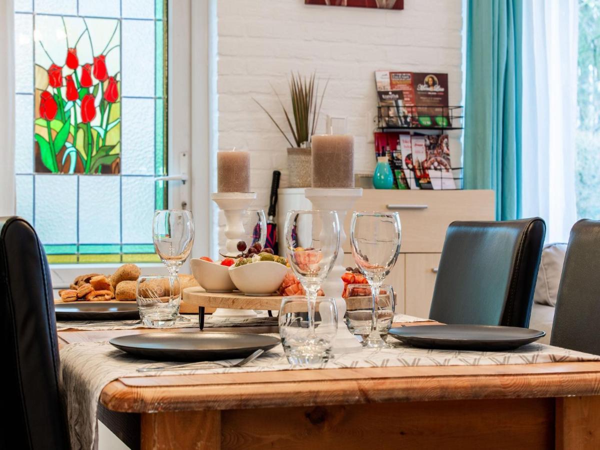 Endearing Holiday Home In Noordwijkerhout With Garden Bbq Eksteriør bilde