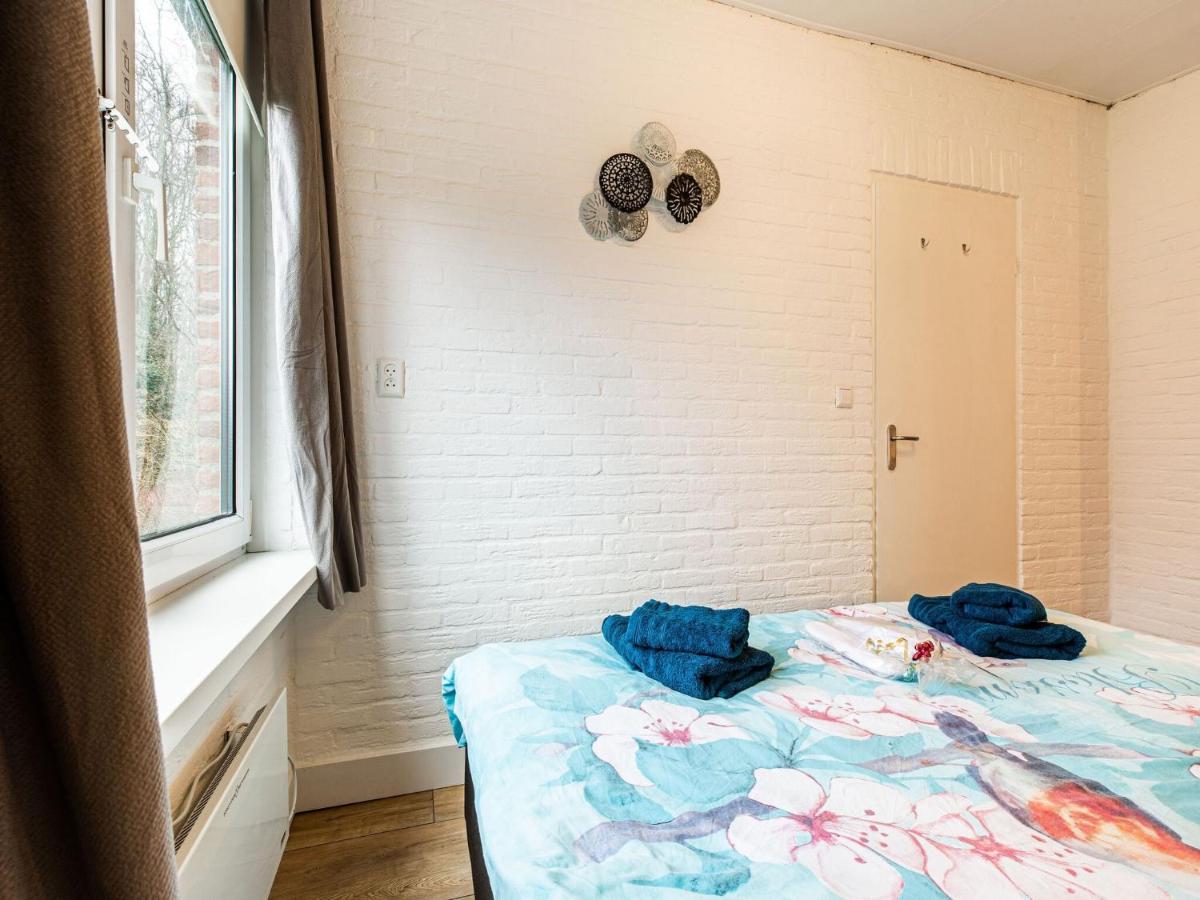 Endearing Holiday Home In Noordwijkerhout With Garden Bbq Eksteriør bilde